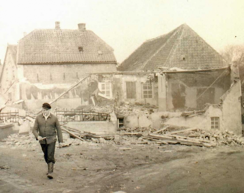 k1411