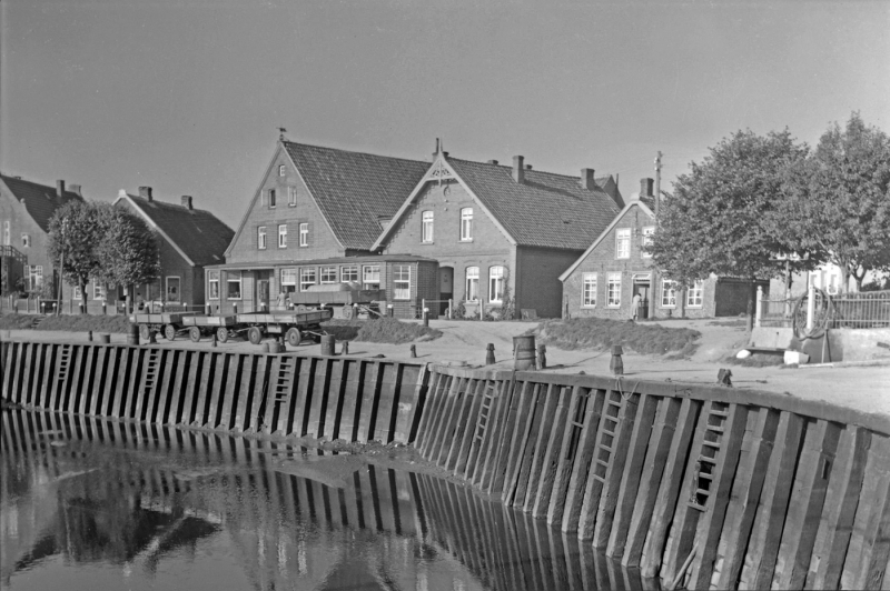 k1556